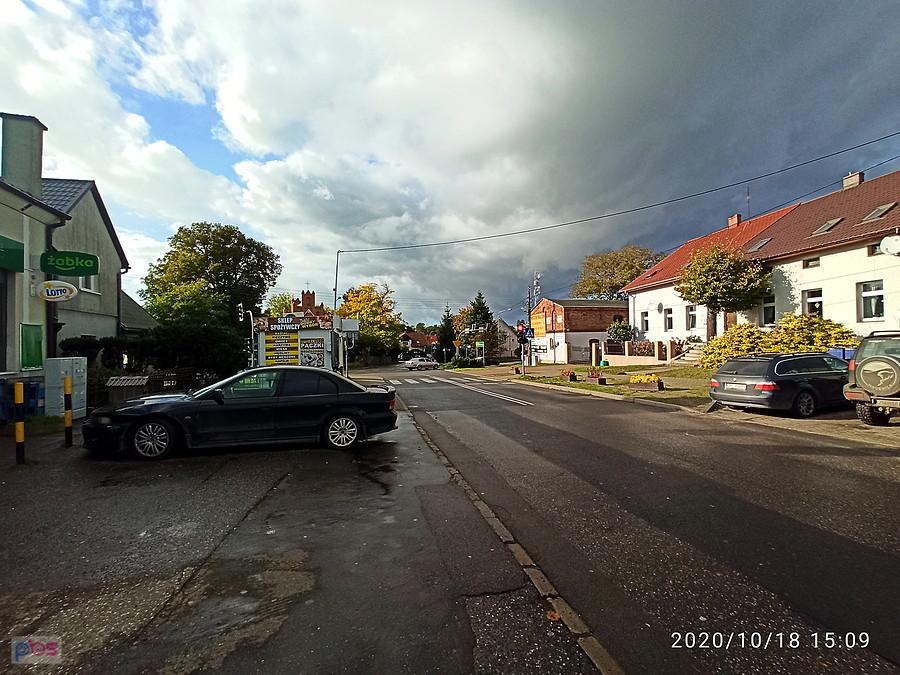 Ulica w miejscowości Pilchowo.