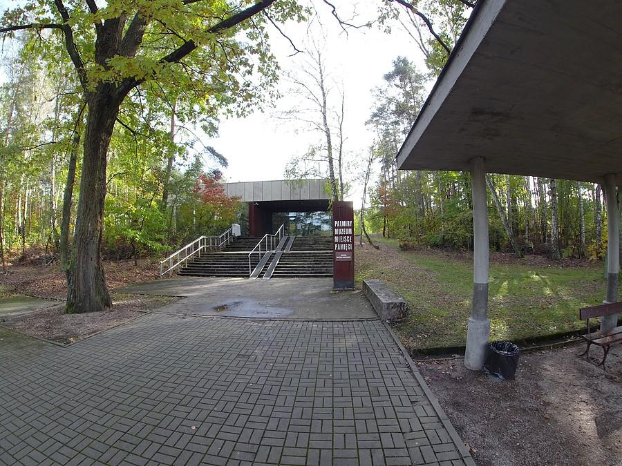 Muzeum Cmentarz Palmiry