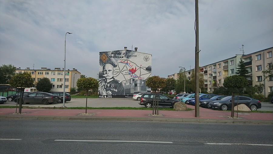 Murale na ul. Warszawskiej w Nasielsku