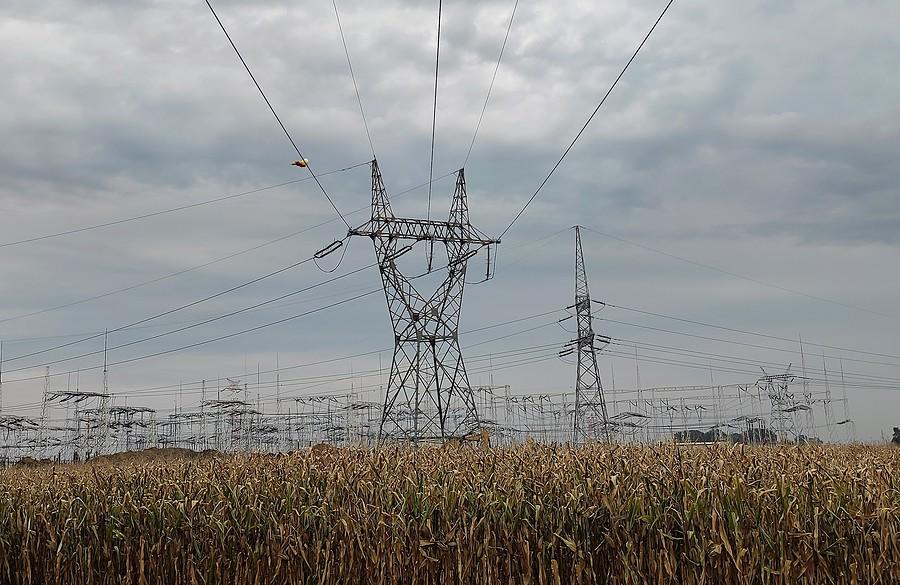 Stacja elektroenergetyczna 400/220/110 kV Plewiska