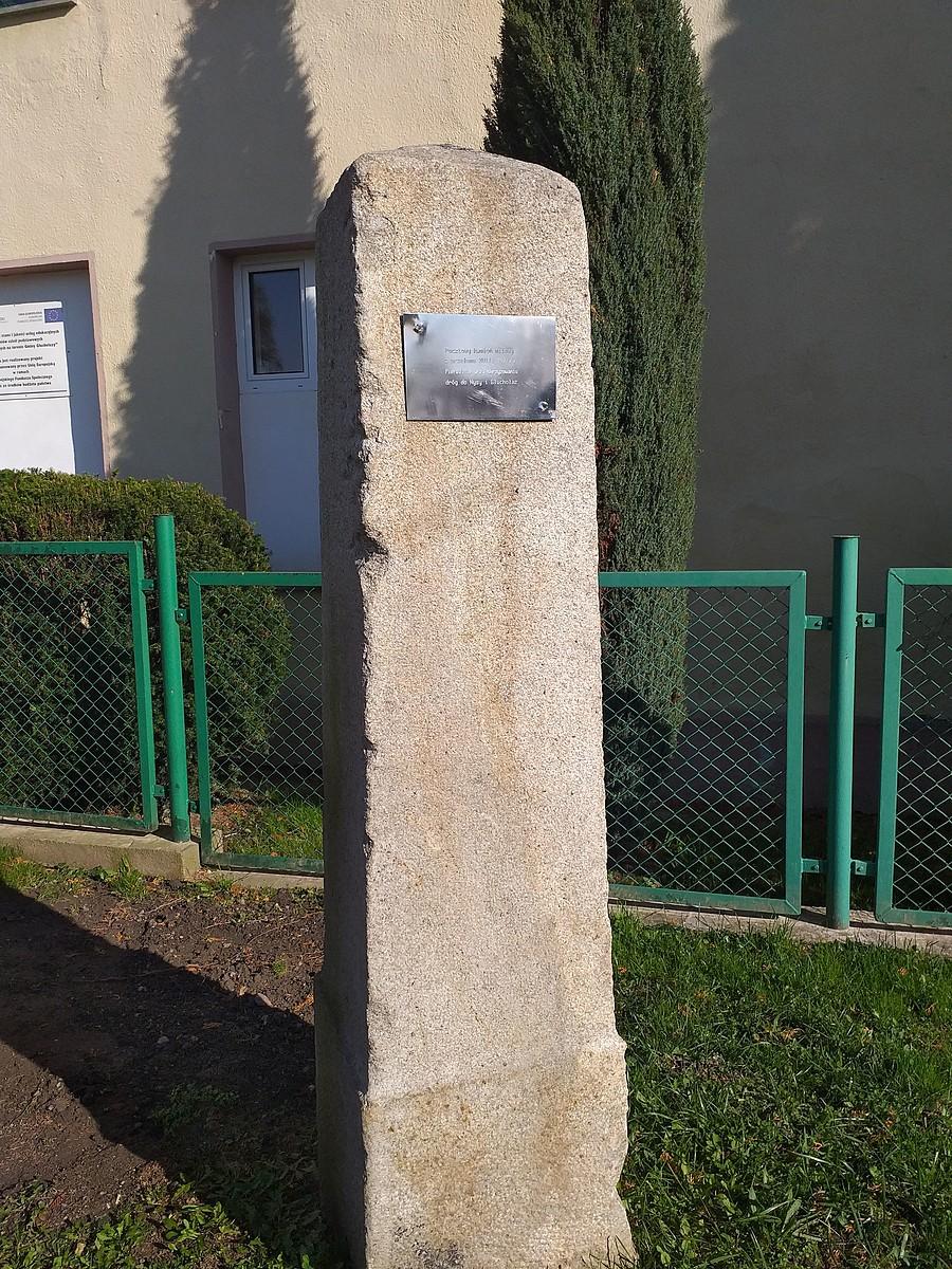Pocztowy kamień milowy