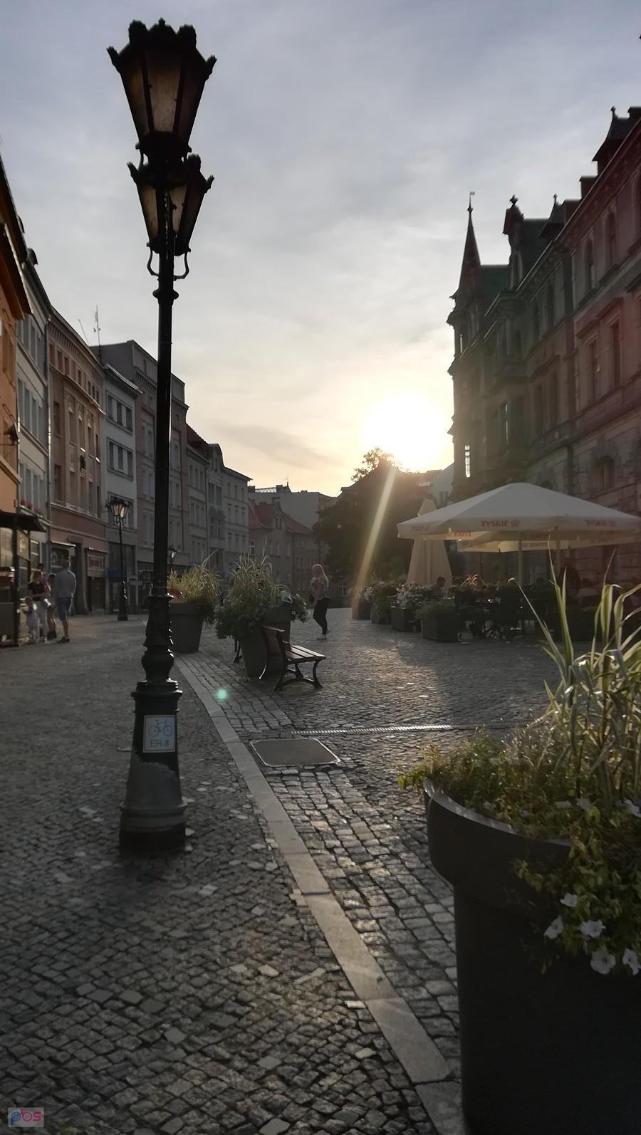 Wieczór na kłodzkim rynku