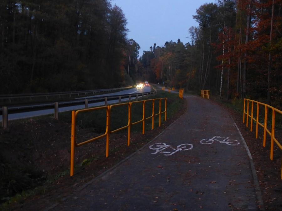 ukończona ścieżka rowerowa przez ŚPN do Katarzyny