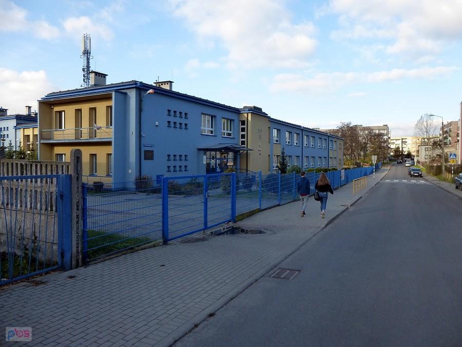 Szkoła przy Karczewskiego
