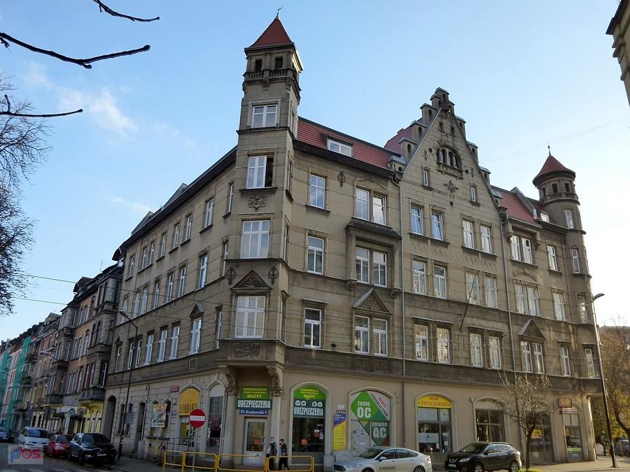 Na rogu Karłowicza i Brysza