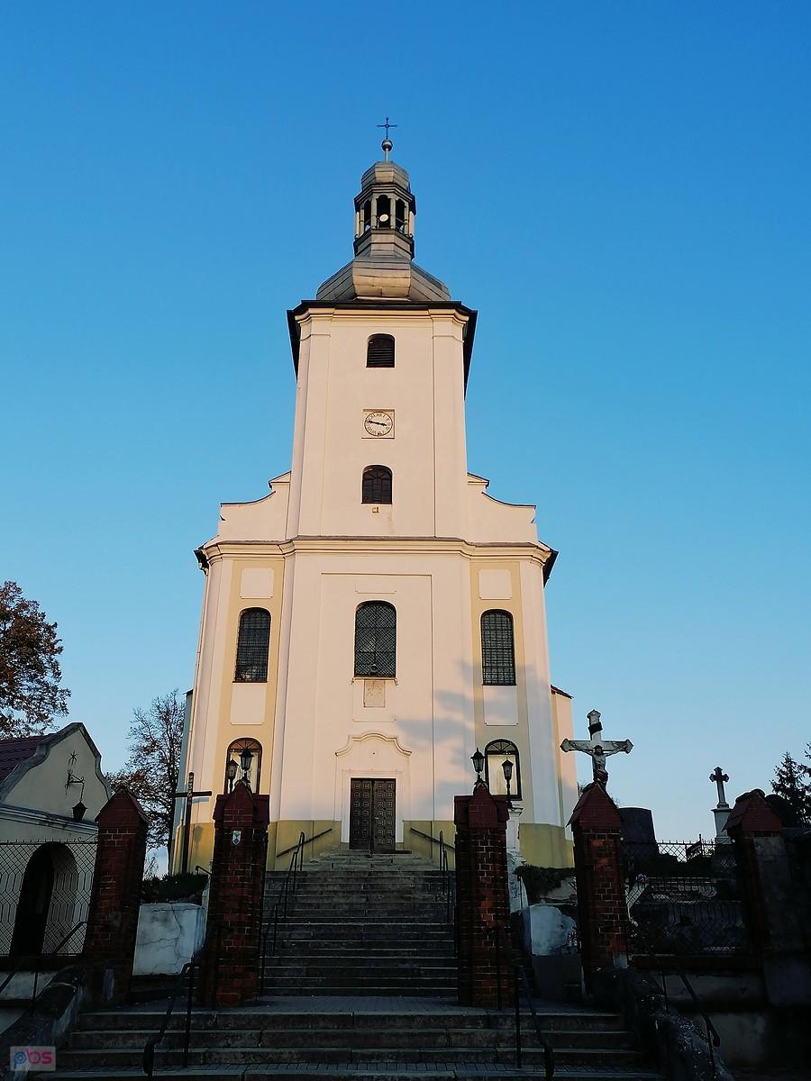Kościół z XVIw. w Łubiu