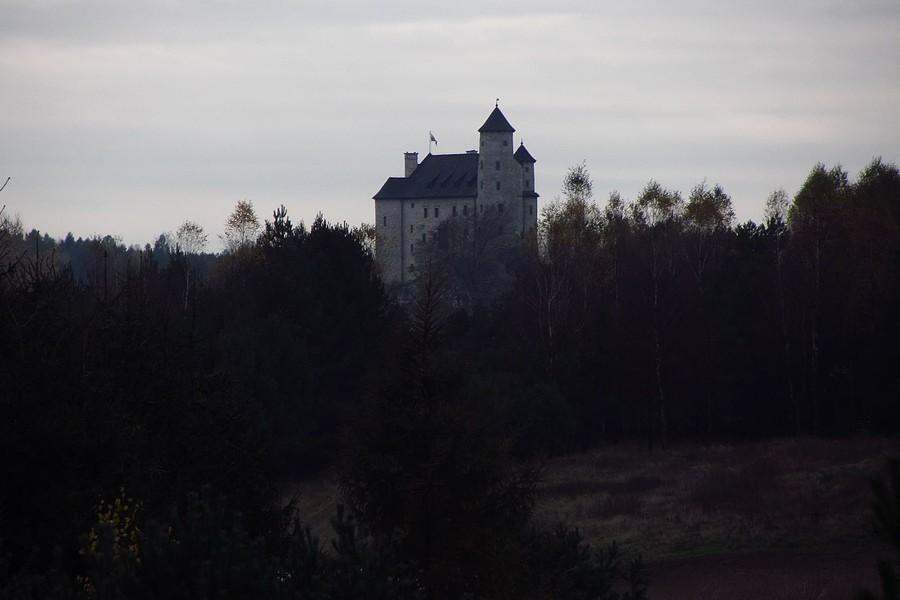 Bobolice z oddali