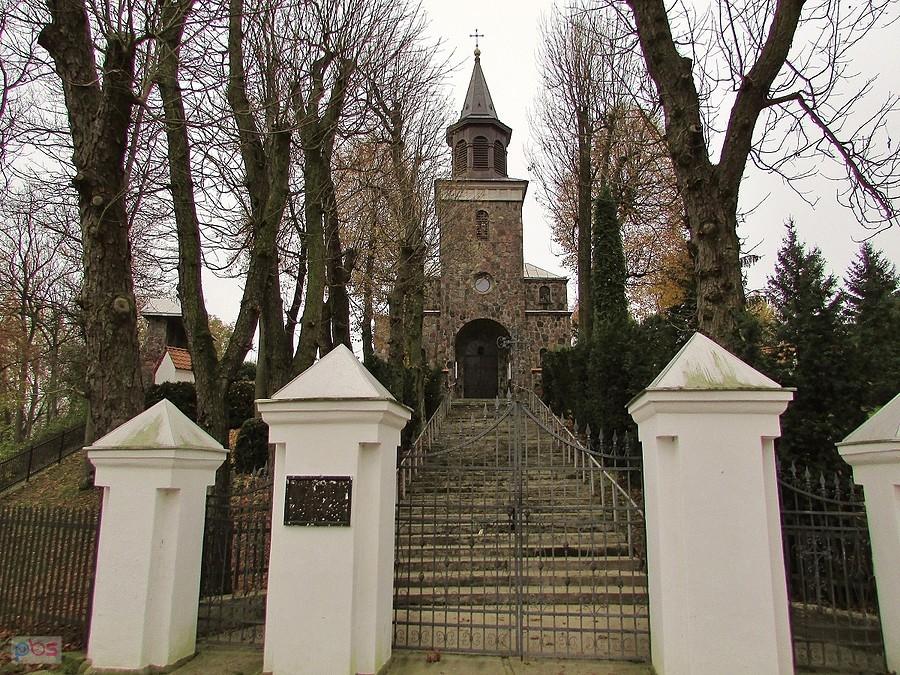 Kościół Świętej Trójcy w Konarach