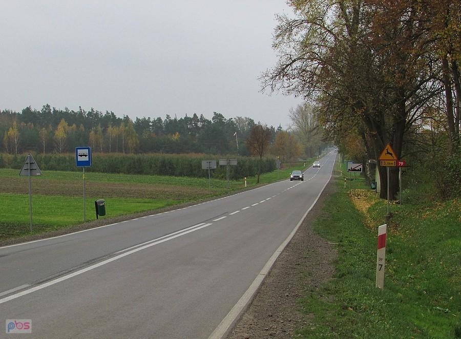 Przez Konary przebiega droga nr 79 do Sandomierza