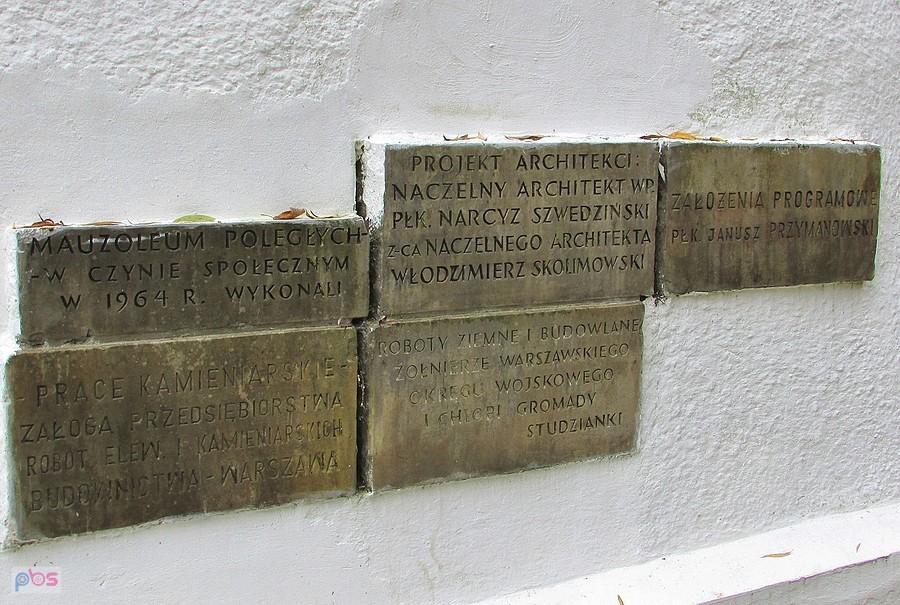 Studzianki Pancerne - autorzy pomnika