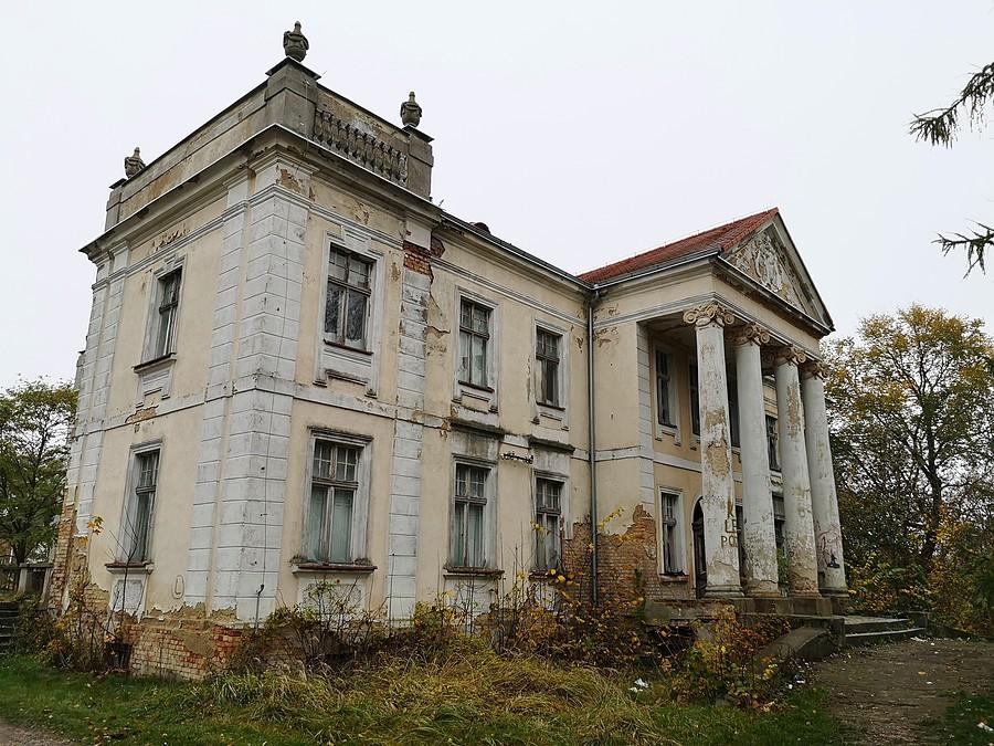 Pałac w Paruszewie