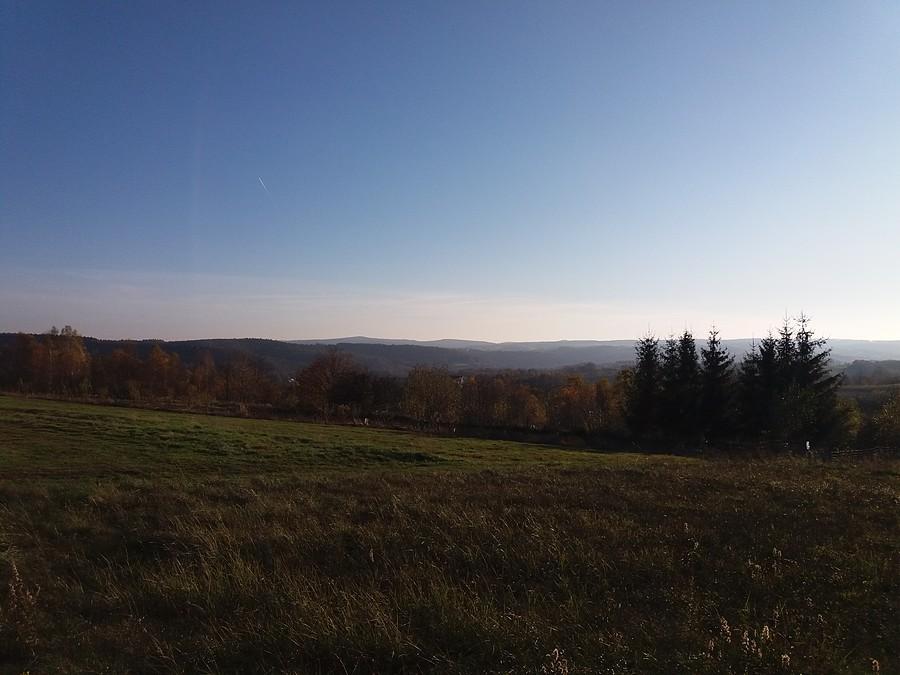 Pogórze Dynowskie na horyzoncie.