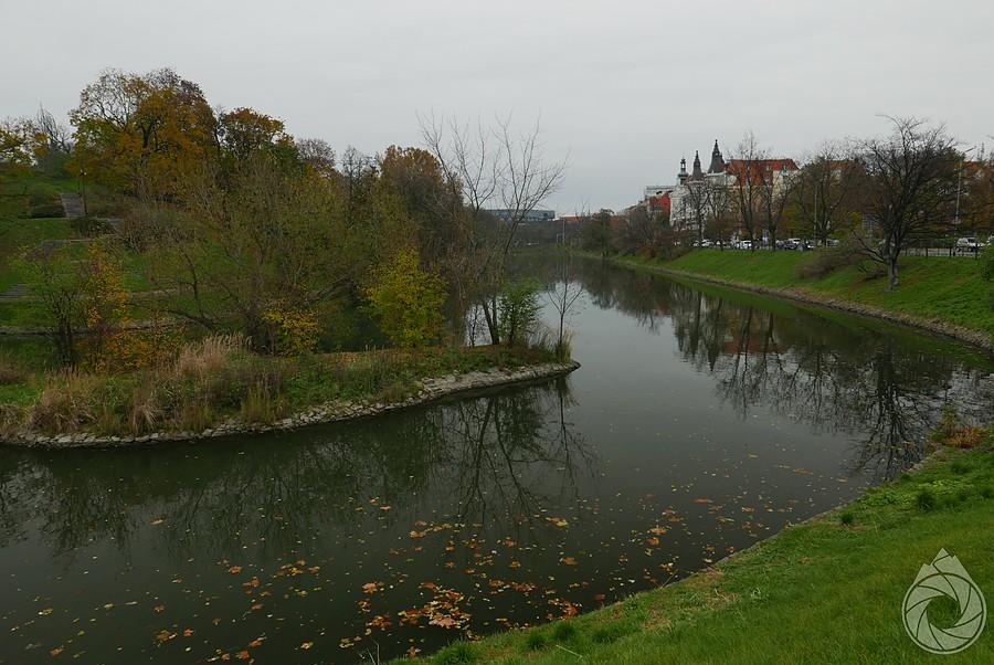 Wrocław, jak każde dobre miasteczko, ma fosę