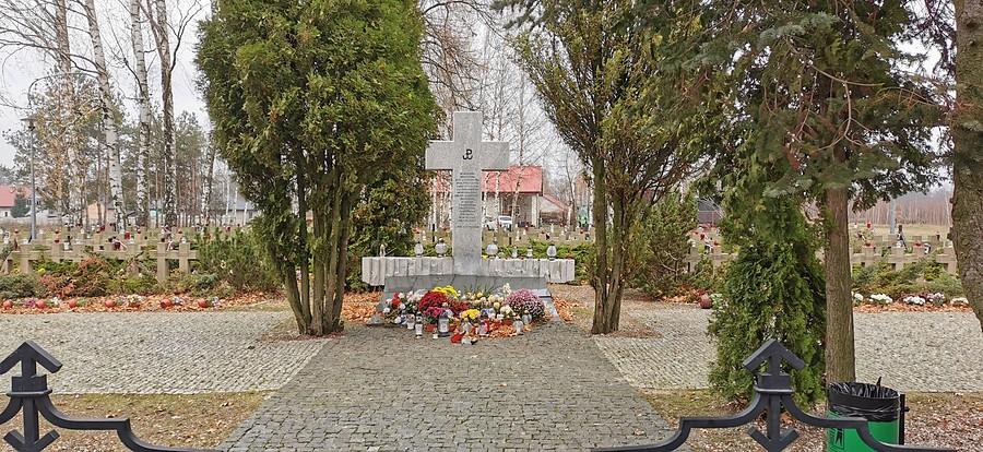 Cmentarz żołnierzy Grupy "Kampinos" poległych w bitwie pod Jaktorowem