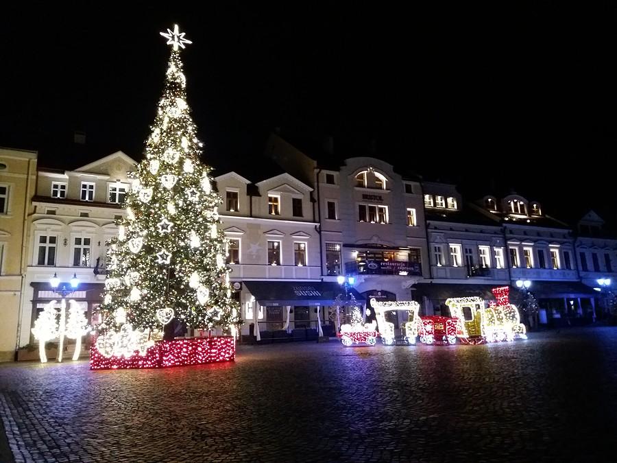 Rzeszowski Rynek już świąteczny.