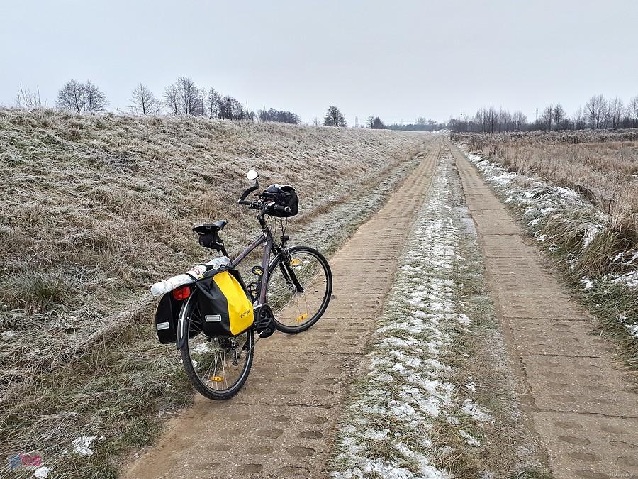 Na obrzeżach Częstochowy - droga w kierunku Słowika