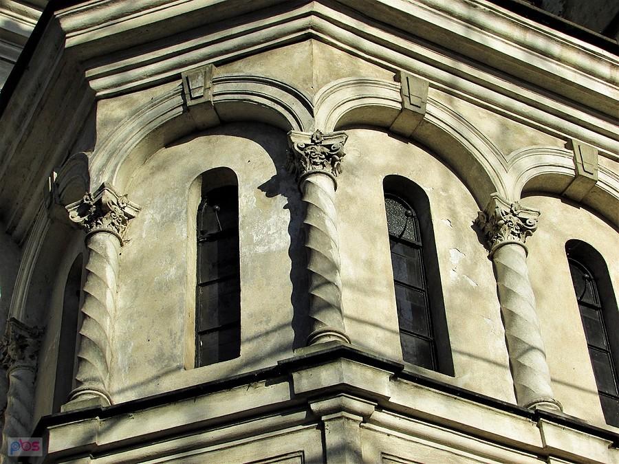 Fragment elewacji kościoła w Czersku