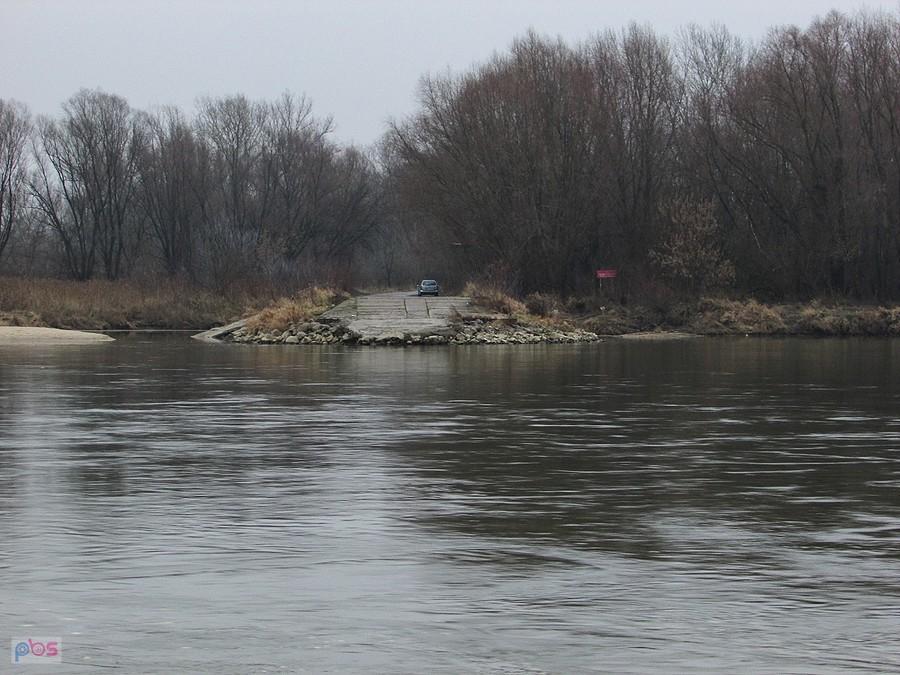 A to dalsza część drogi do Karczewa, brakuje tylko mostu
