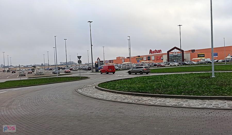 Tłoczno pod Auchan.