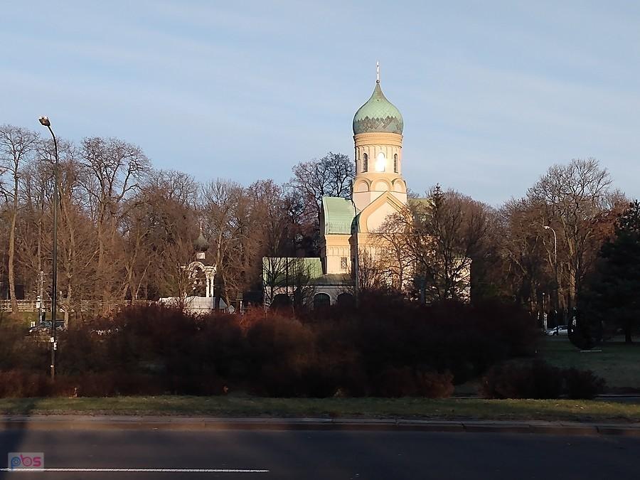 Cerkiew prawosławna na Woli już po remoncie elewacji