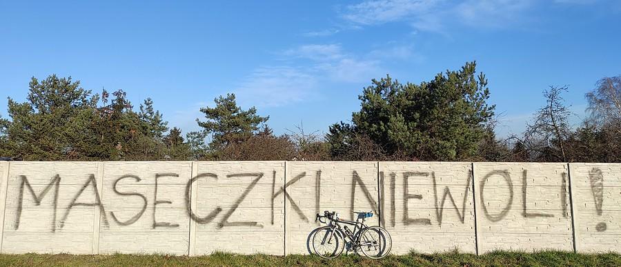 Maseczki niewoli :)