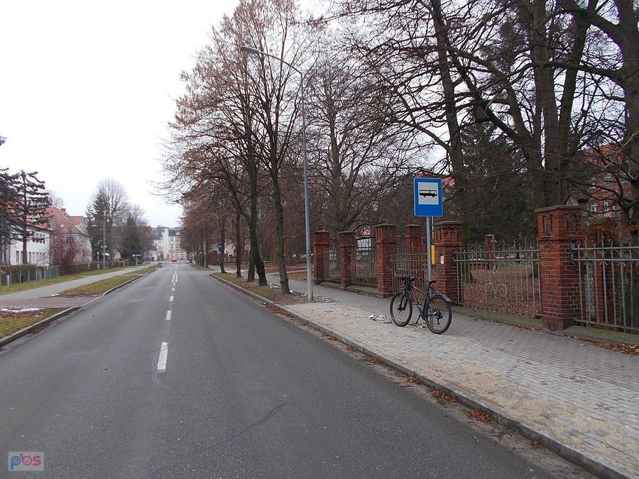 Ulica Żeromskiego i nowy przystanek autobusowy