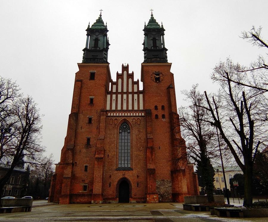 Poznańska Katedra, Ostrów Tumski