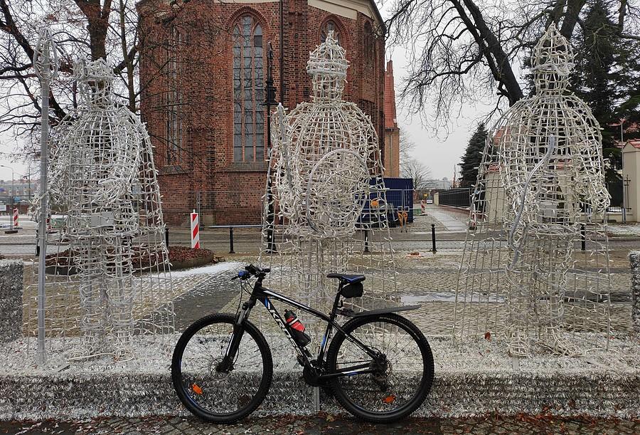 Królowie (albo biskupi?) na poznańskim Ostrowie Tumskim