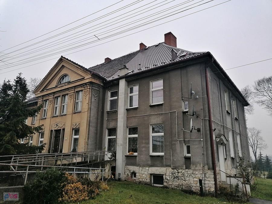Dwór w Radoni