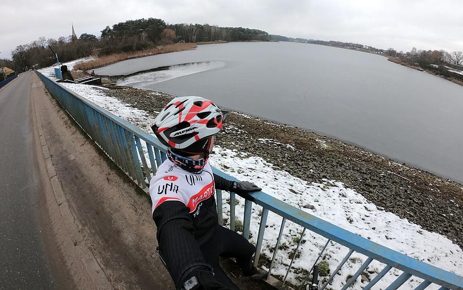 Kowalskie skute cieńkim lodem