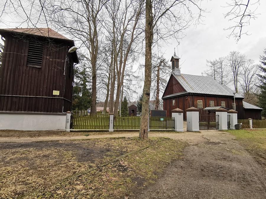 Kościół i dzwonnica