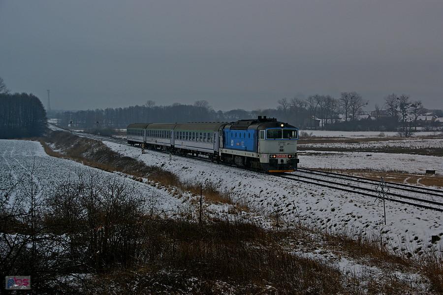 754-026 z TLK Sudety na szlaku Twardawa - Głogówek