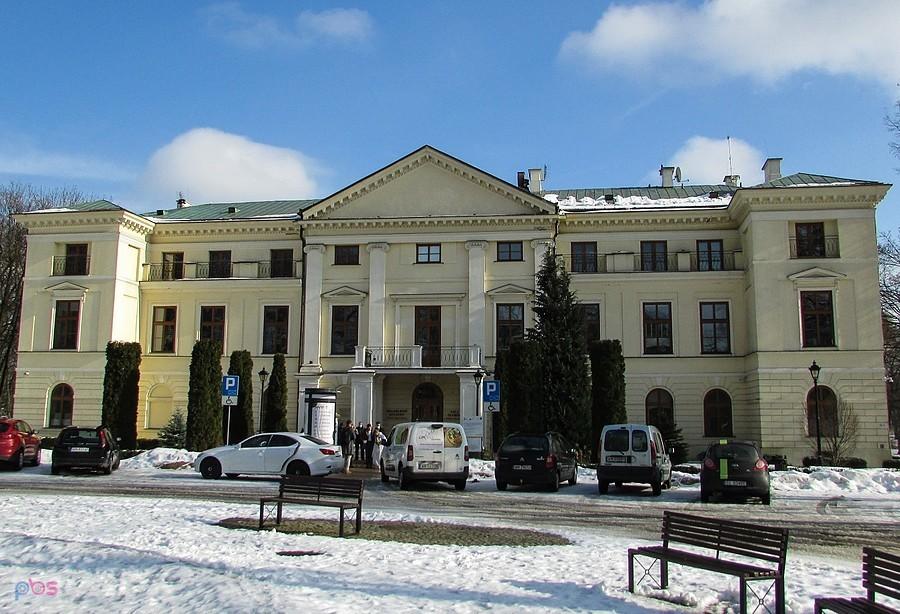 Pałac Dernałowiczów w Mińsku Mazowieckim jest miejsowym pałacem ślubów