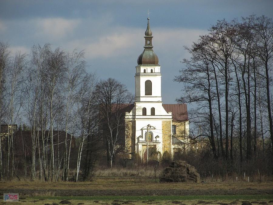 Kosciół w Sadach-Kolonii