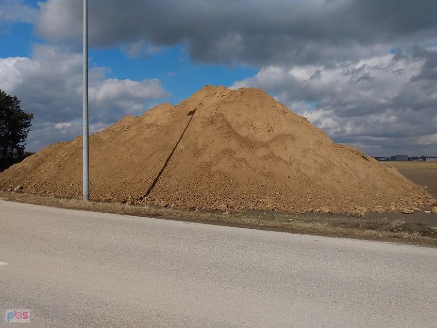 A tu urosła góra piasku