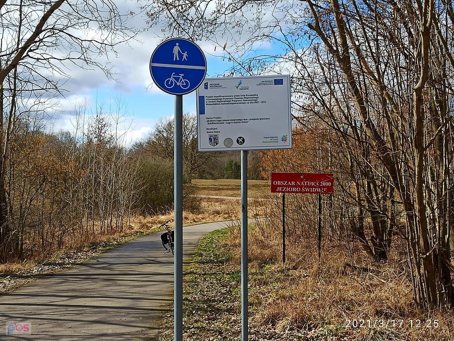 W drodze do przejścia granicznego pod Bukiem.