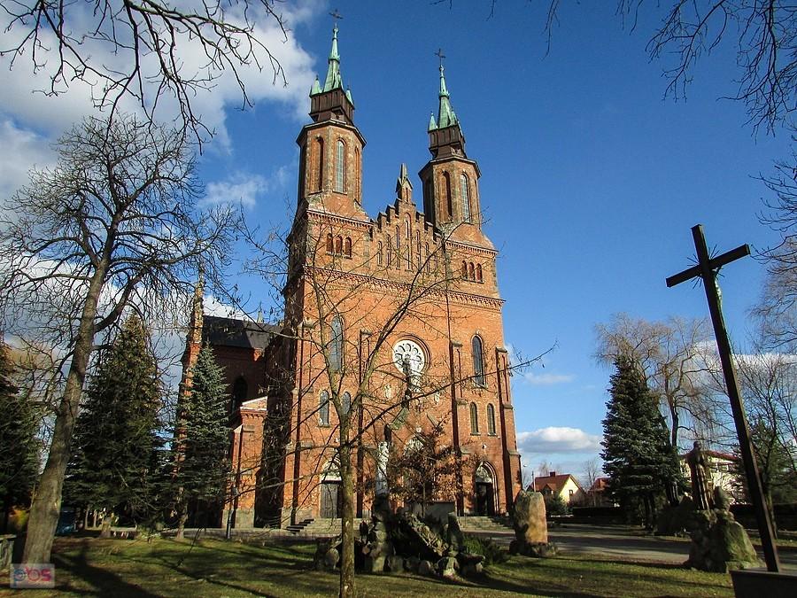 Kościół w Osiecku pw. Apostołów Andrzeja i Bartłomieja to projekt mistrza Stefana Szyllera