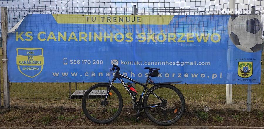 KS Canarinhos Skórzewo, czyli dolne rejony okręgówki :)
