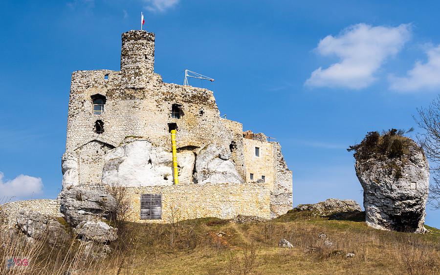 Mirów zza płota