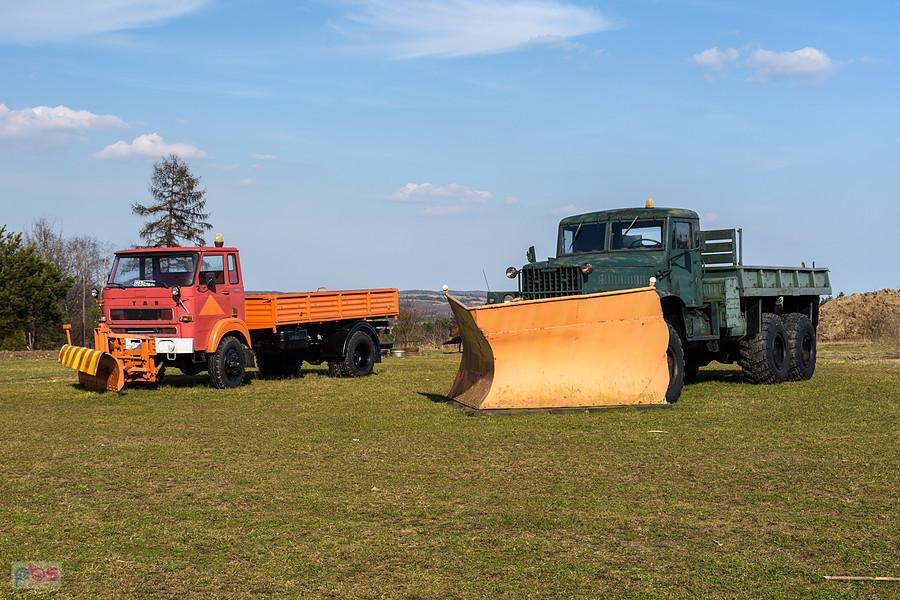 Star (prawdopodobnie model 200) i Kraz 255B1 w Kolonii Hucisko.