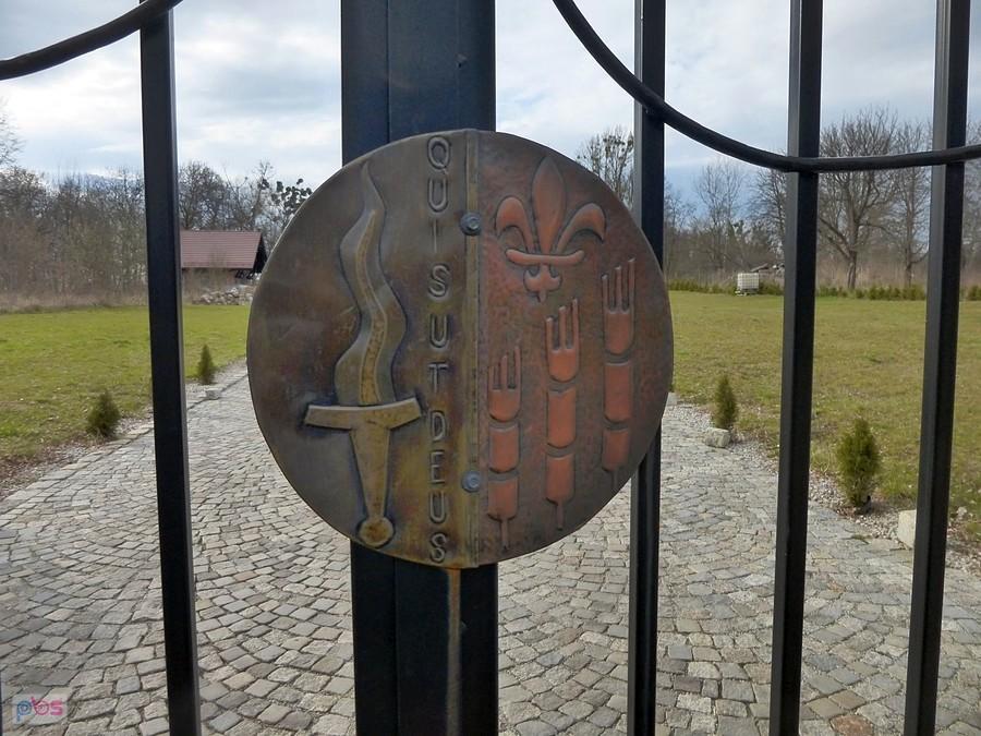 Miecz wygląda groźnie