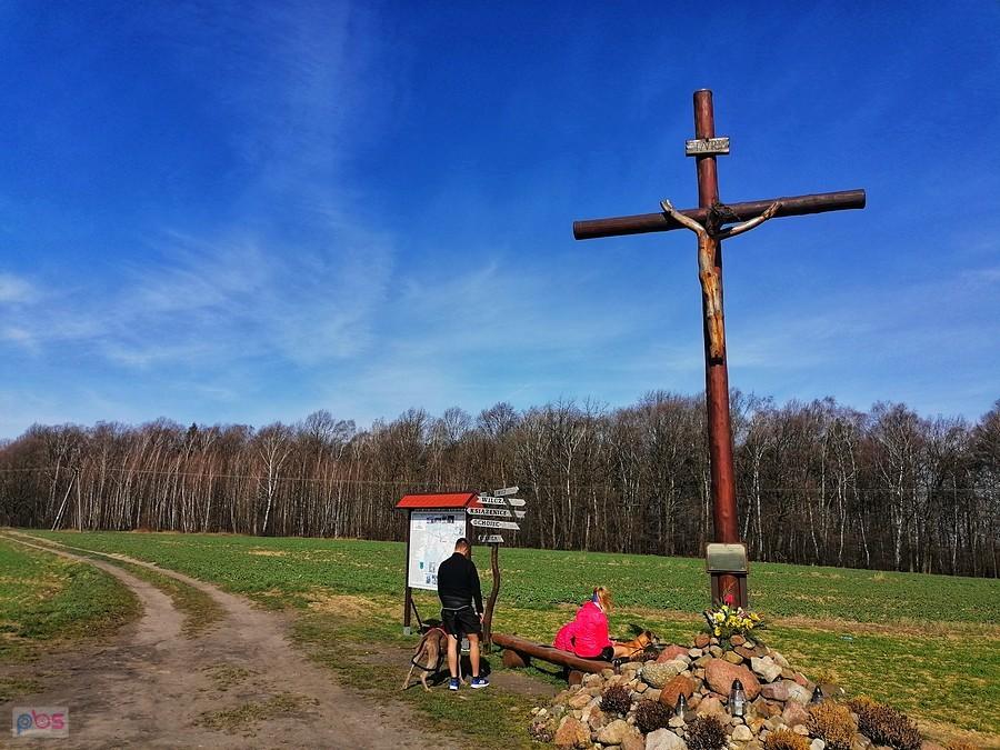 Krzyż na rozstaju