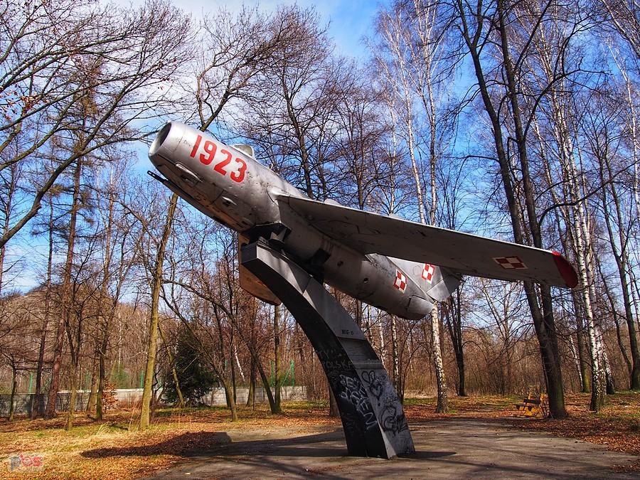 MIG 15