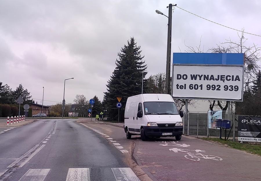 Dziękuję parkującemu, że miałem wymówkę, żeby nie jechać tym szajsem :), Lusowo