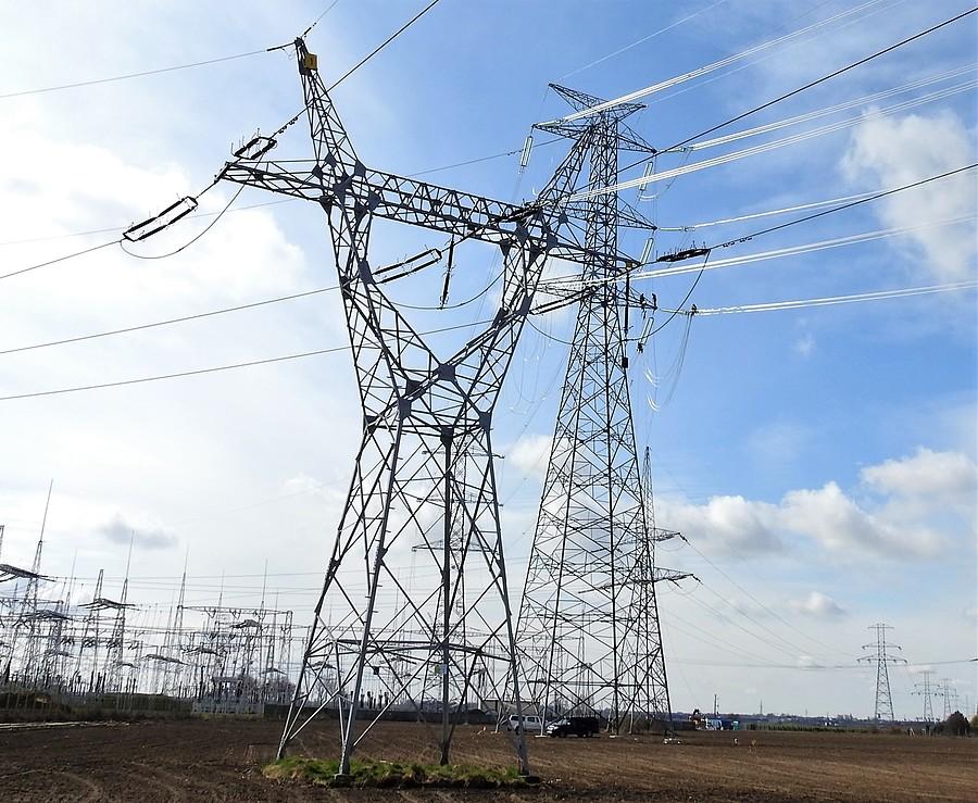 Stacja elektroenergetyczna 400/220/110 kV Plewiska