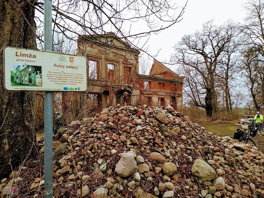 Ruiny pałacu w Limży