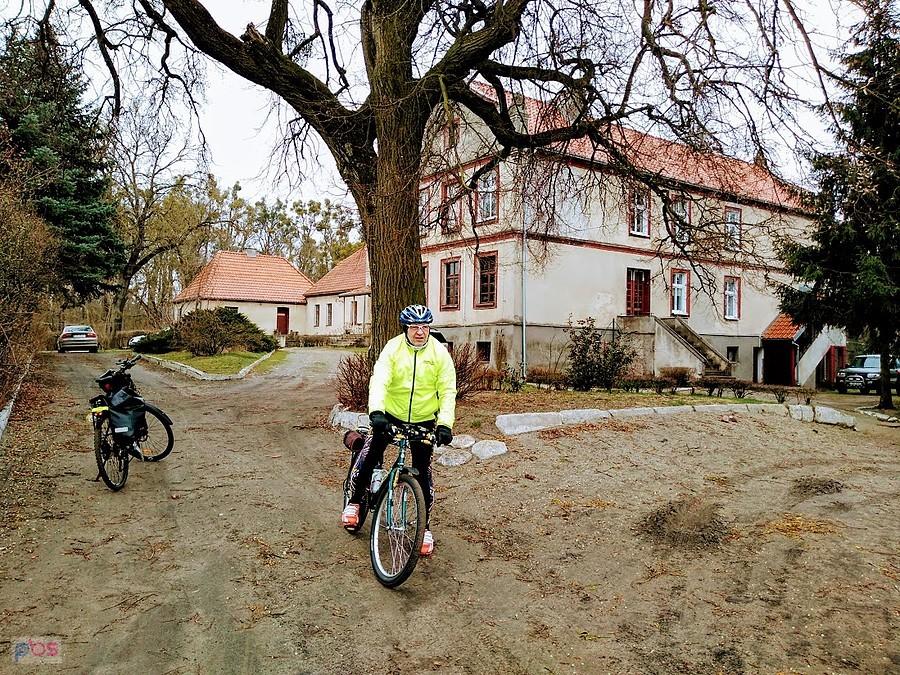 Pałac w Mędrzycach