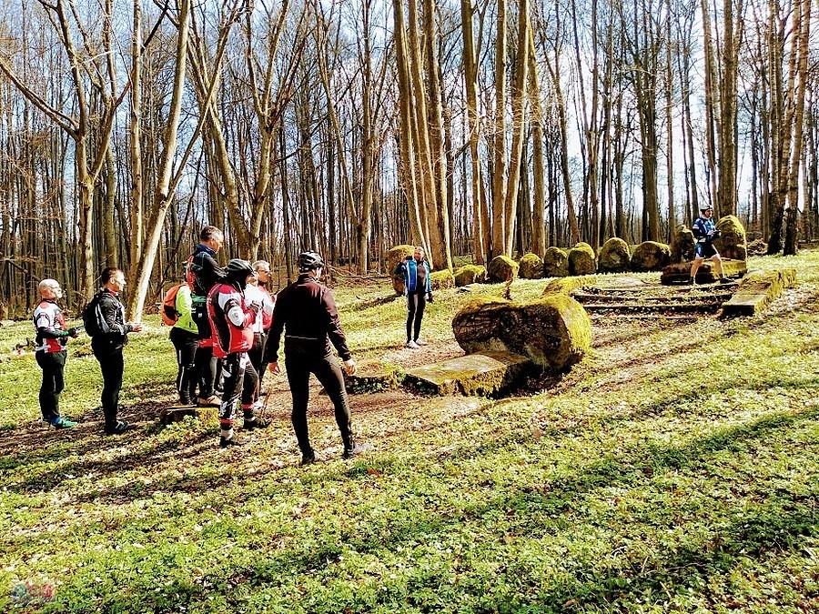 Cmentarz pseudomegalityczny Dohnów k/ Markowa