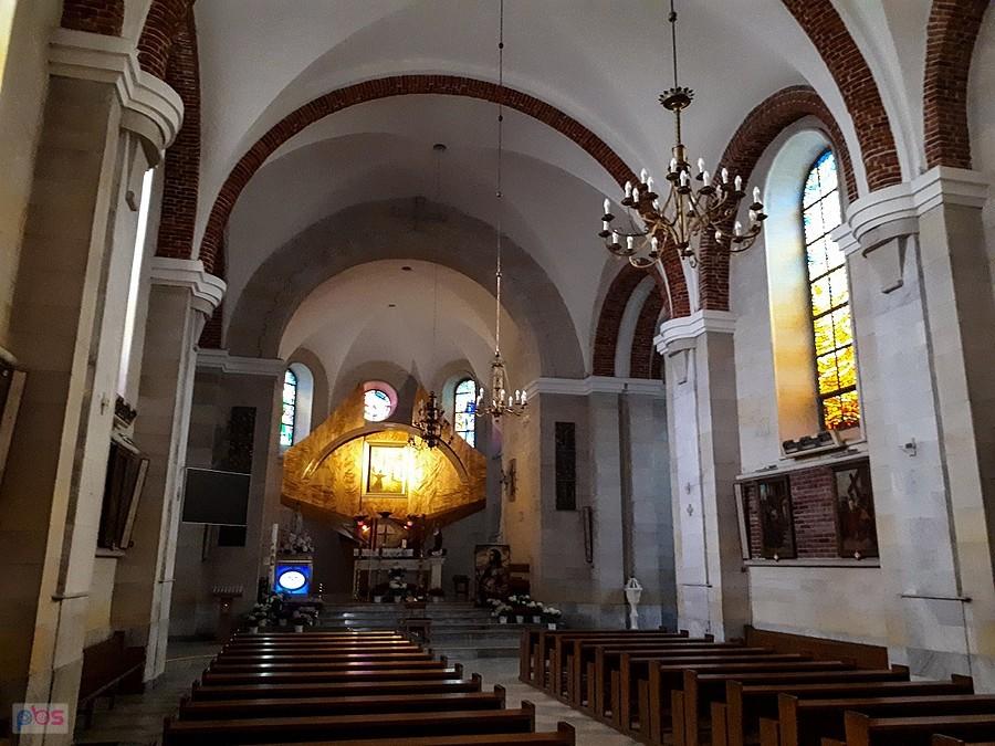 Kościół w Czarnej to sanktuarium Matki Bożej Wychowawczyni