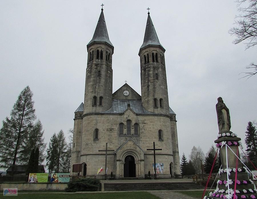 Monumentalna świątynia w Miedzierzy